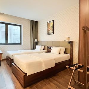Large Twin Room